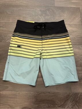 O'Neill Men’s Yellow/Light Blue Stripe Boardshorts 32 NWT